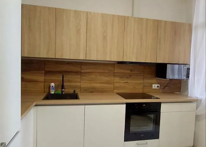 דירה Near The Sea